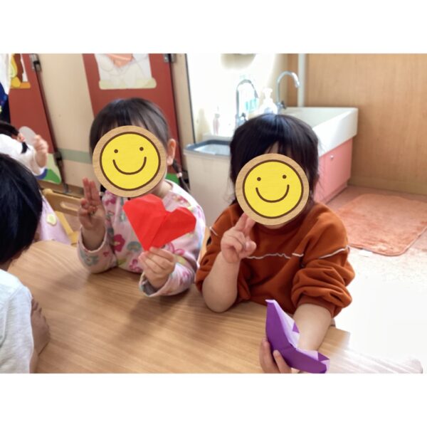 画像：折り紙遊び